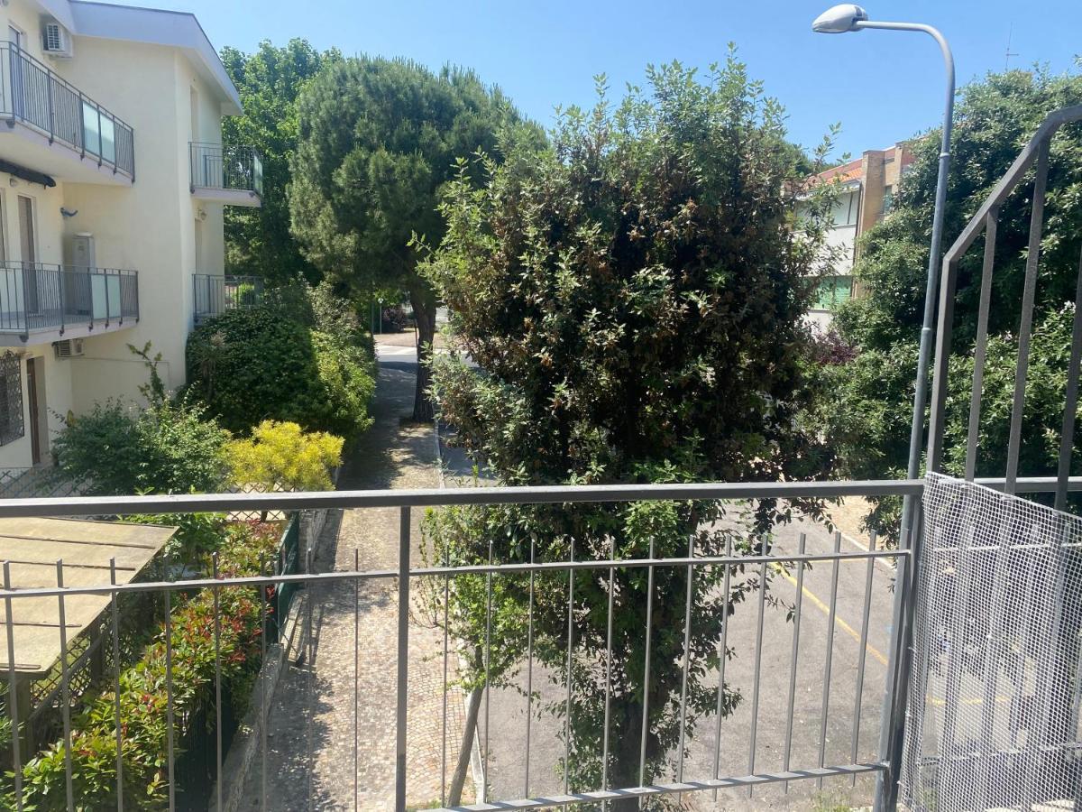 Via Pesaro A/C Apartment Marcelli Ngoại thất bức ảnh