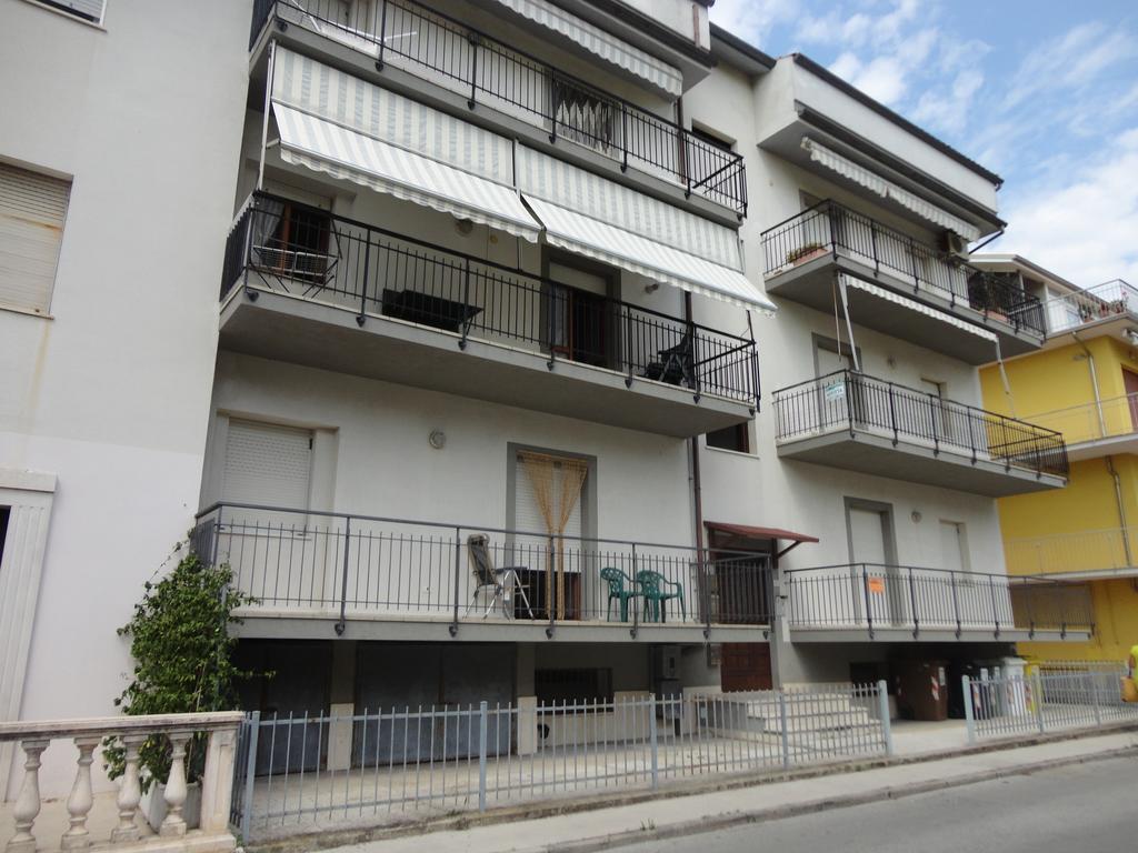 Via Pesaro A/C Apartment Marcelli Ngoại thất bức ảnh