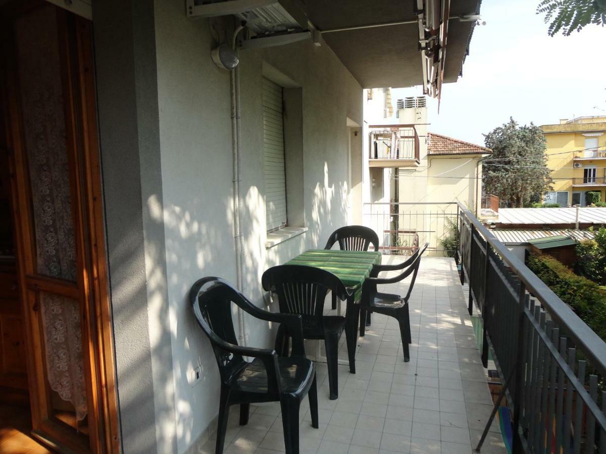 Via Pesaro A/C Apartment Marcelli Ngoại thất bức ảnh